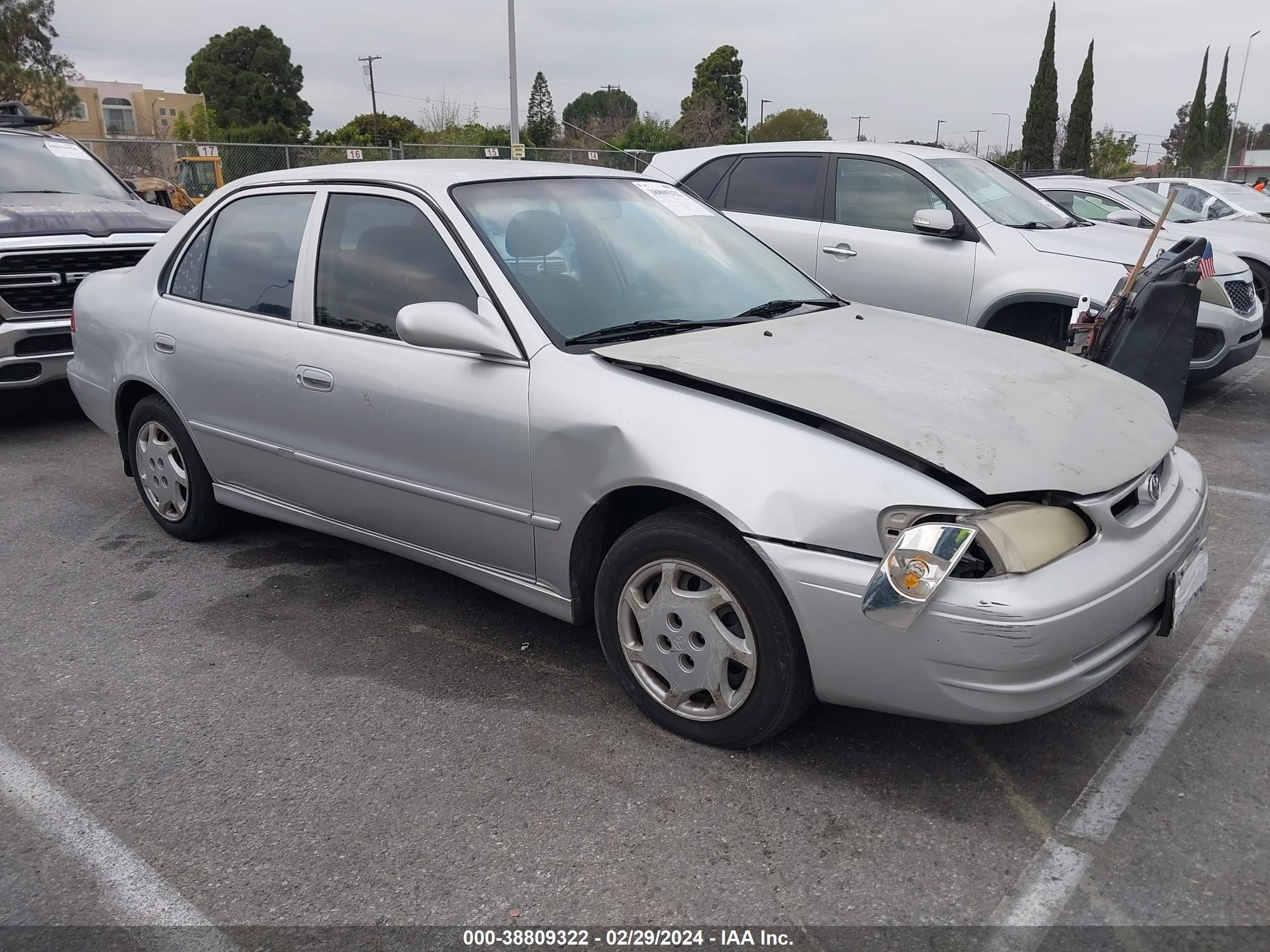 TOYOTA COROLLA 1999 1nxbr12e1xz184828