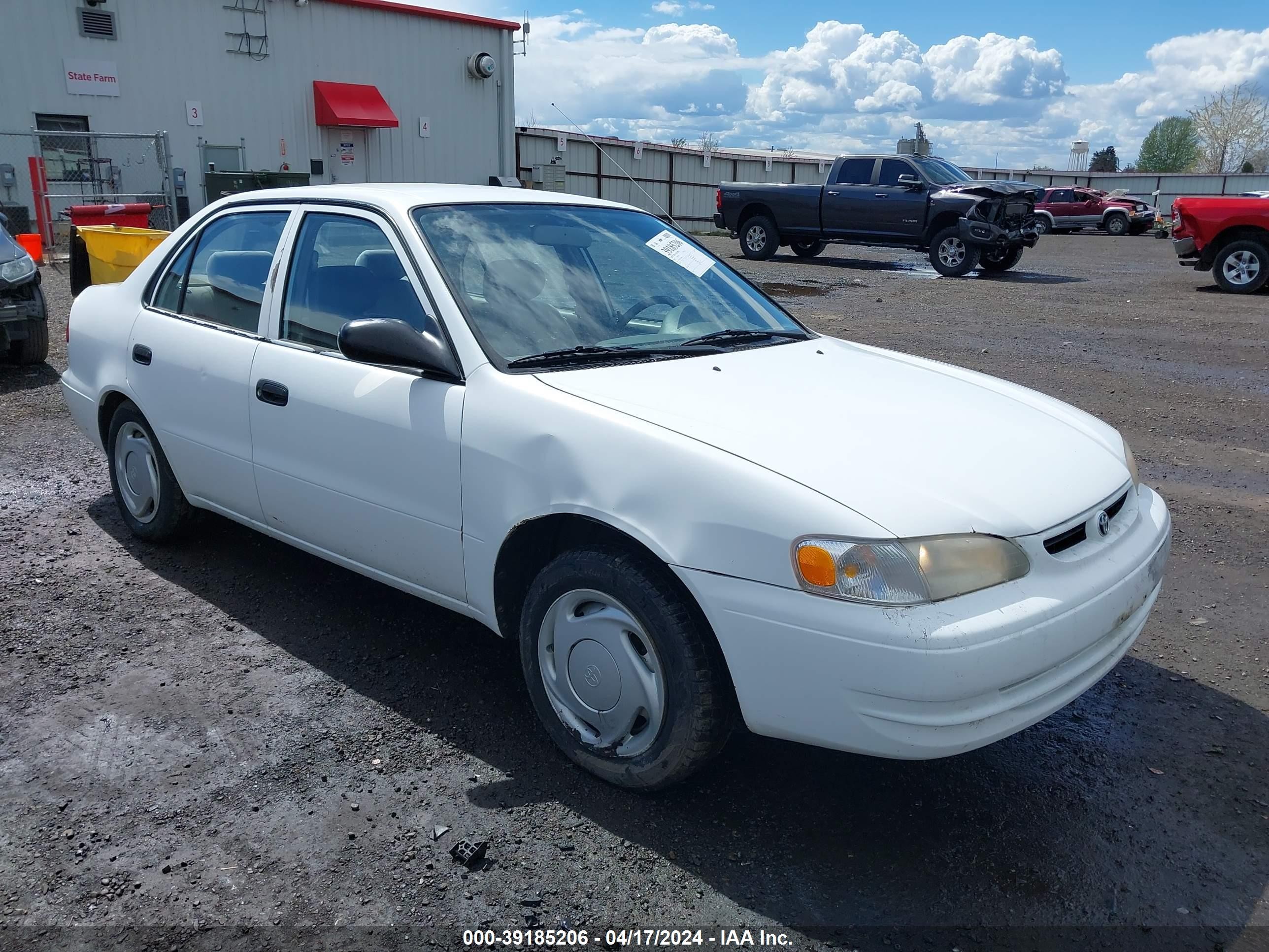 TOYOTA COROLLA 1998 1nxbr12e3wz008328