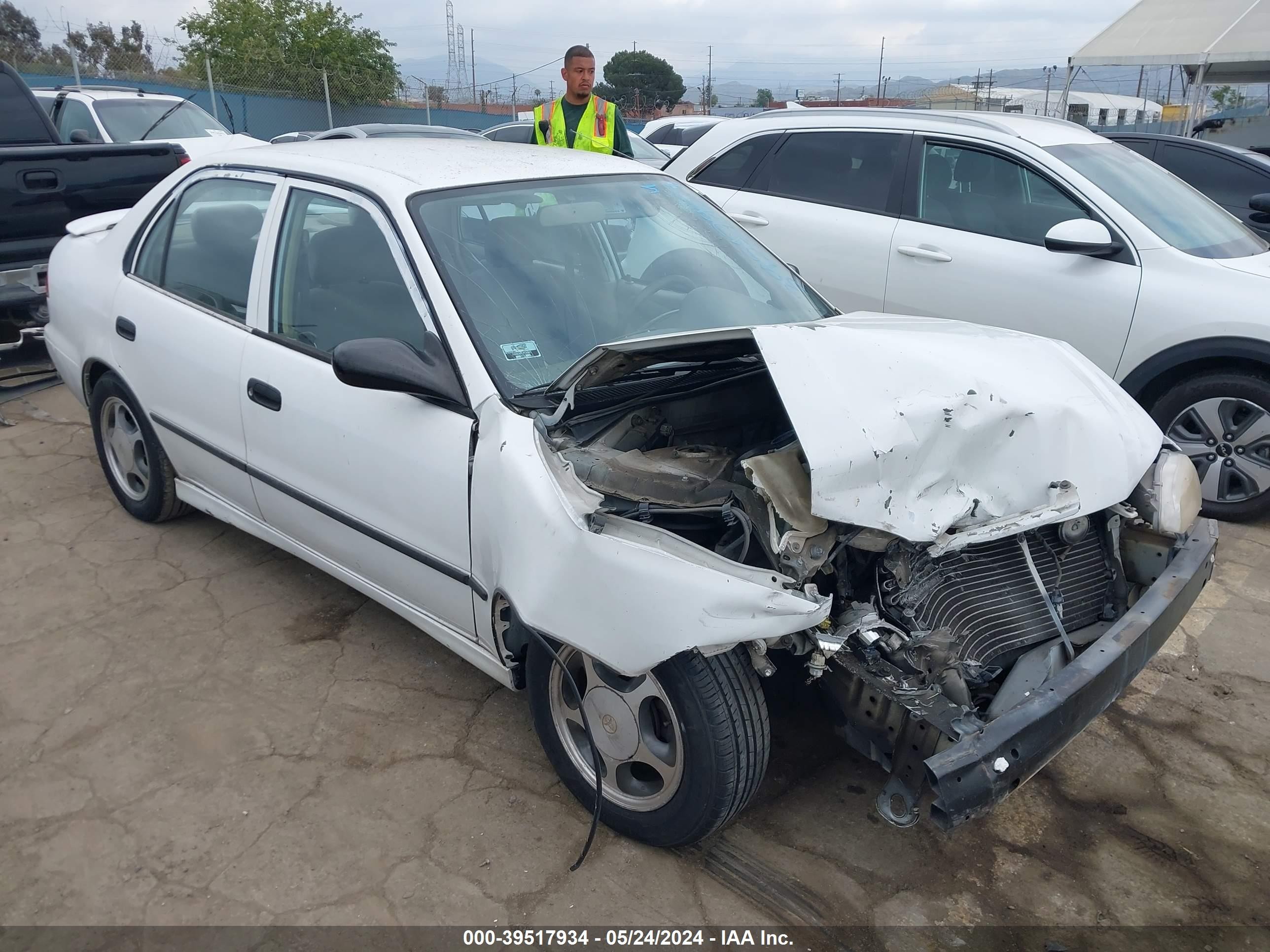 TOYOTA COROLLA 1998 1nxbr12e3wz079285