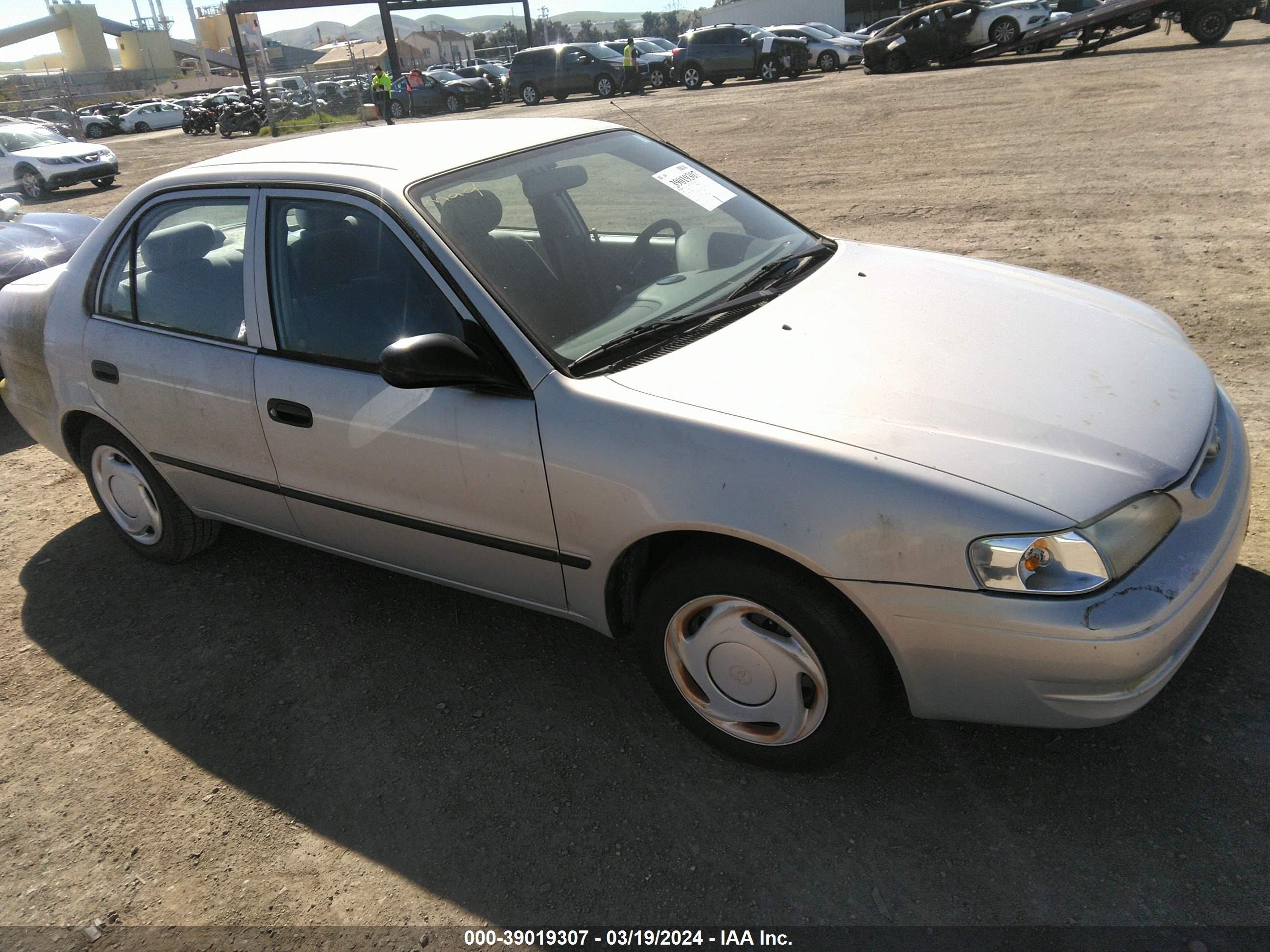 TOYOTA COROLLA 1999 1nxbr12e5xz282227