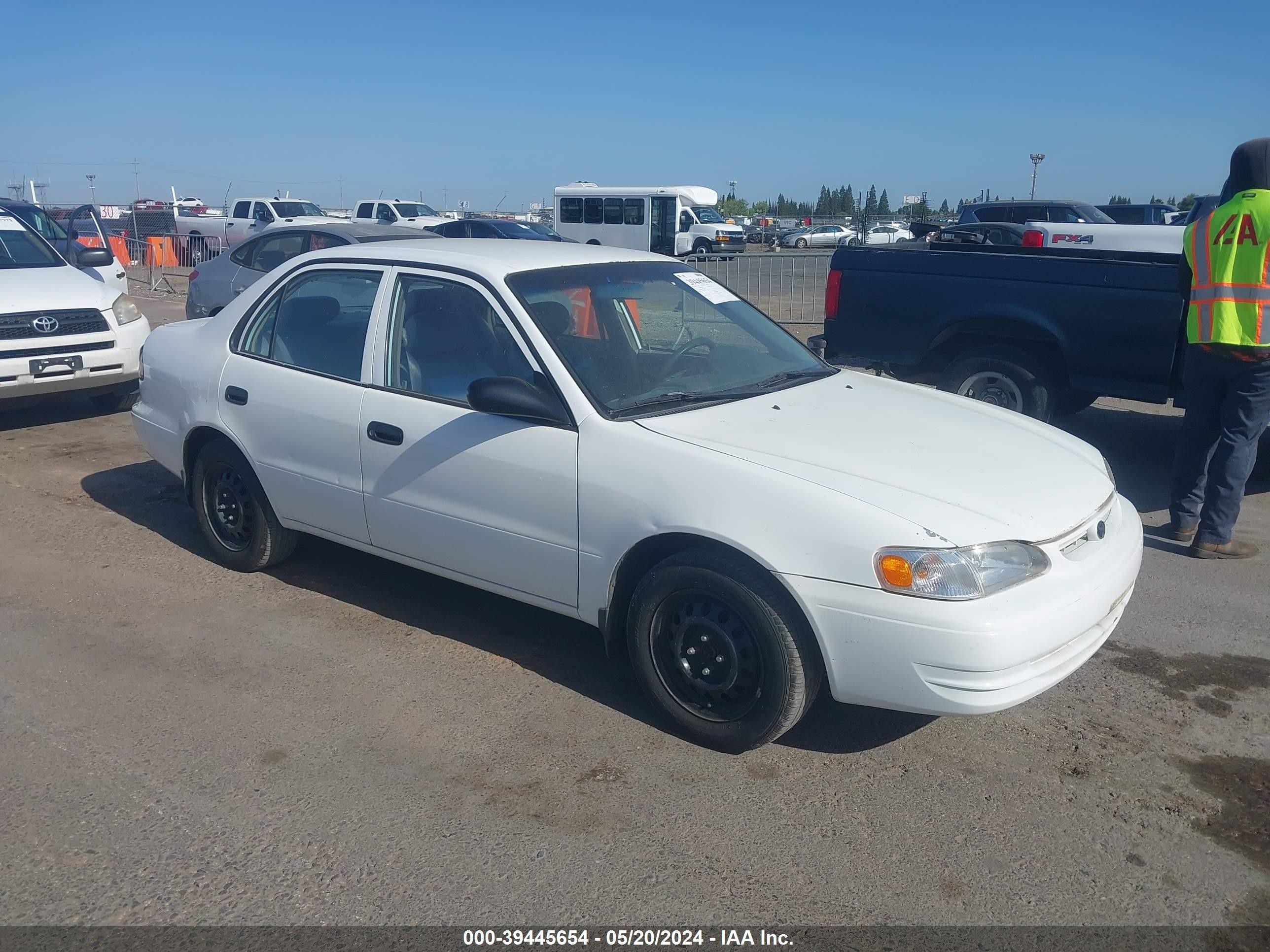 TOYOTA COROLLA 1999 1nxbr12e8xz270766