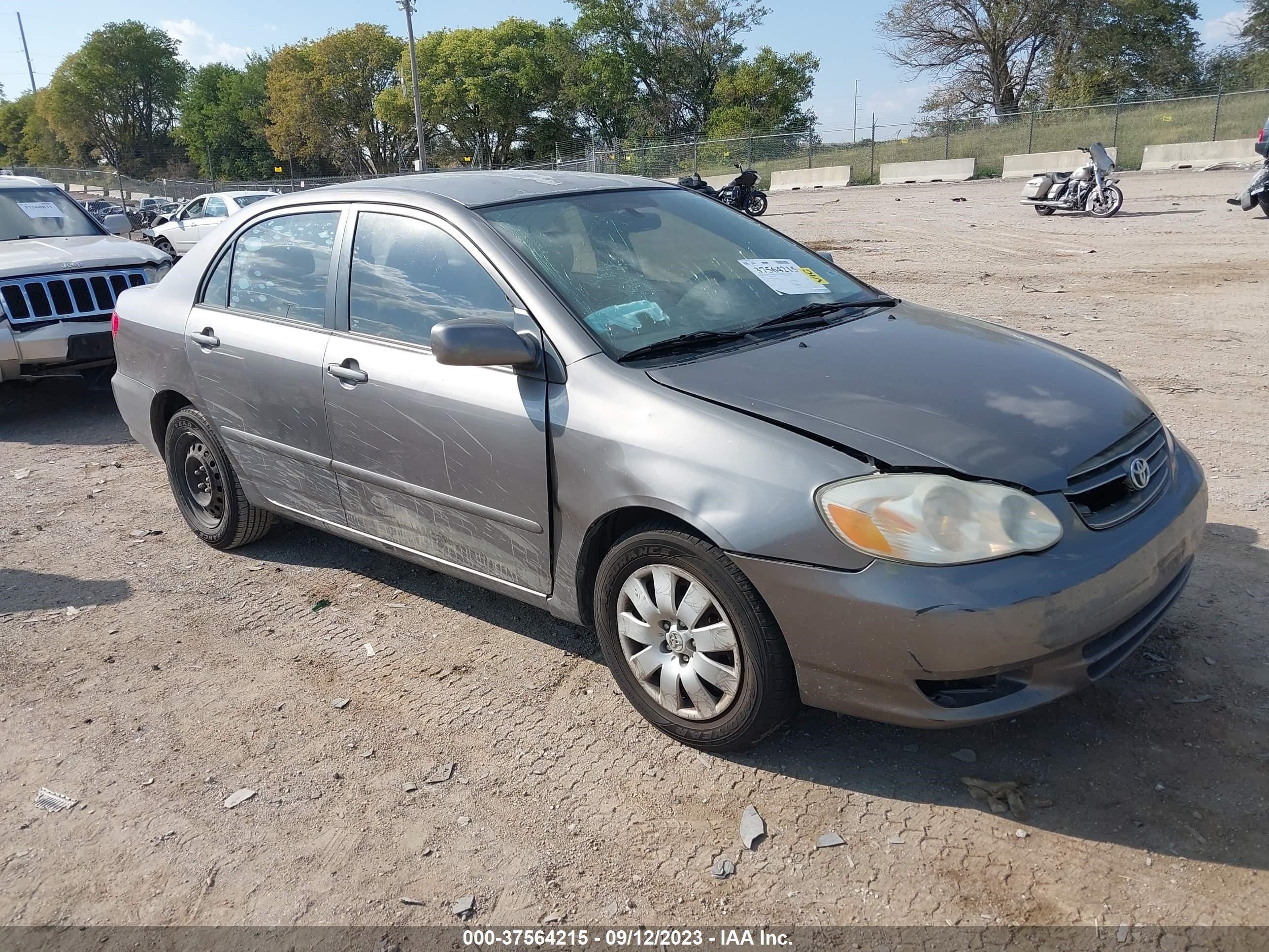 TOYOTA COROLLA 2004 1nxbr38e54z245189