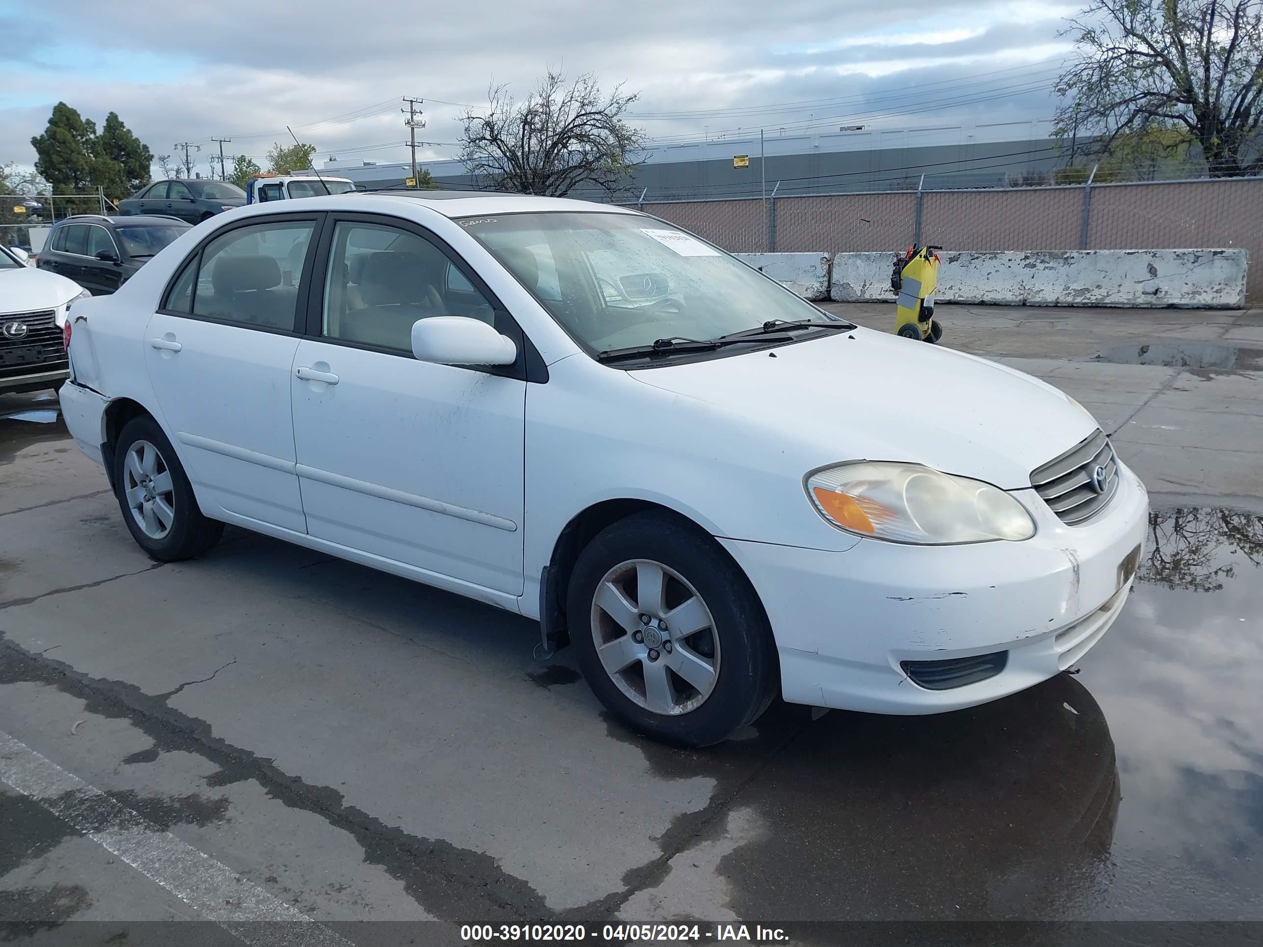 TOYOTA COROLLA 2004 1nxbr38e84z256719