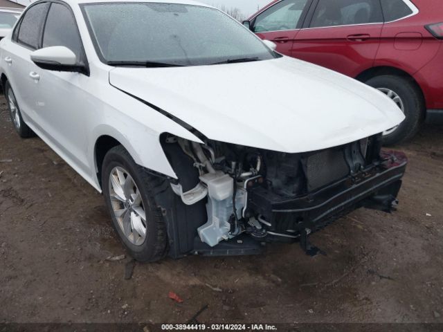 VOLKSWAGEN PASSAT 2018 1vwaa7a31jc001657