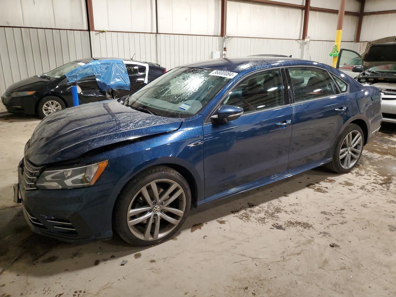 VOLKSWAGEN PASSAT 2018 1vwaa7a31jc019835