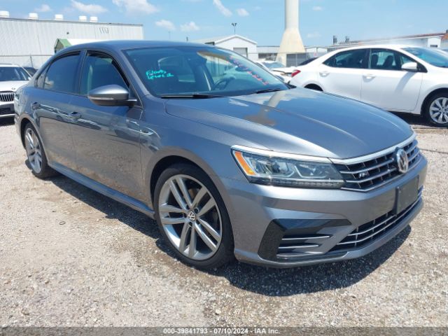 VOLKSWAGEN PASSAT 2018 1vwaa7a33jc021151