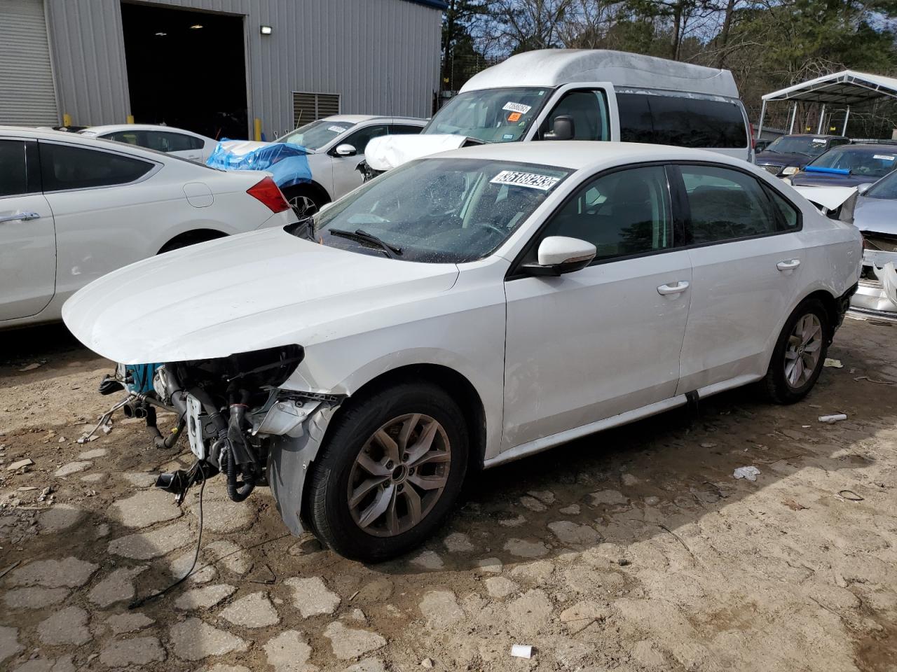 VOLKSWAGEN PASSAT 2018 1vwaa7a34jc025127