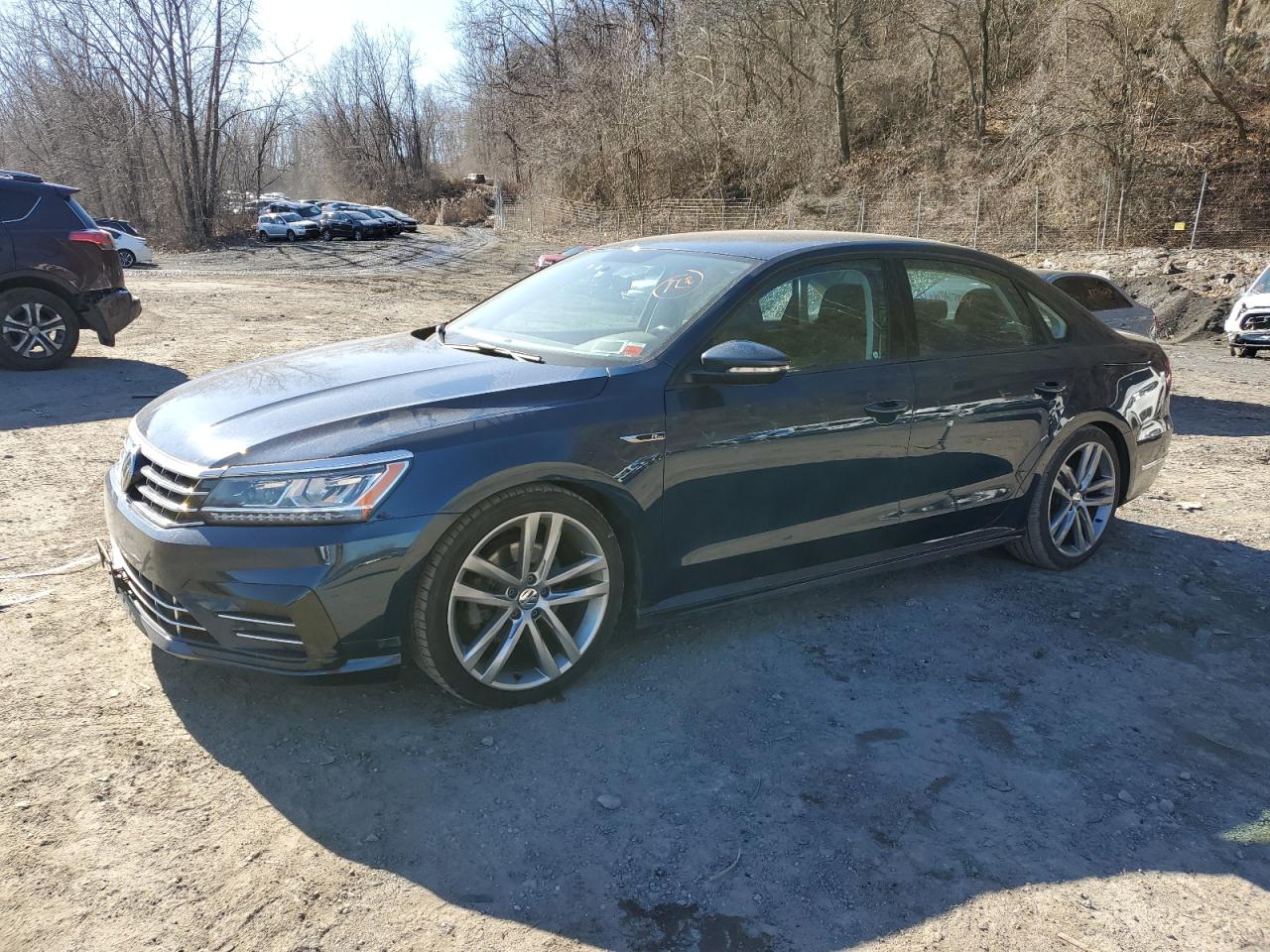 VOLKSWAGEN PASSAT 2018 1vwaa7a35jc051204