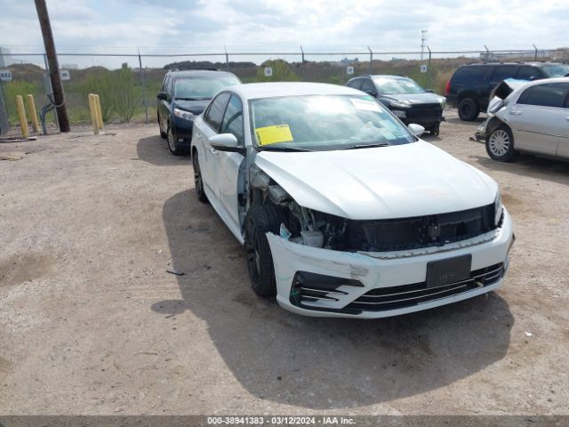 VOLKSWAGEN PASSAT 2018 1vwaa7a37jc011321