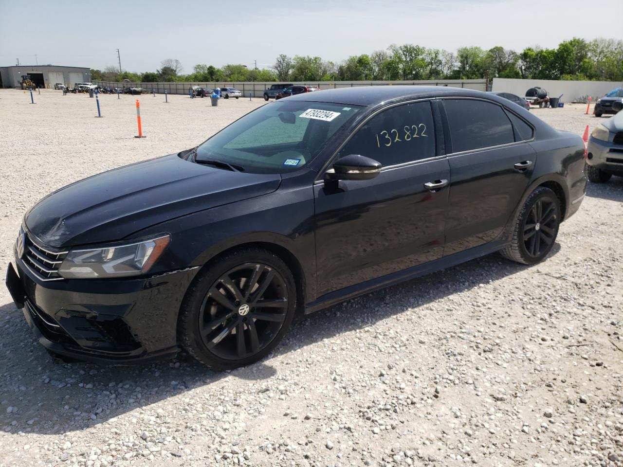 VOLKSWAGEN PASSAT 2018 1vwaa7a37jc033819