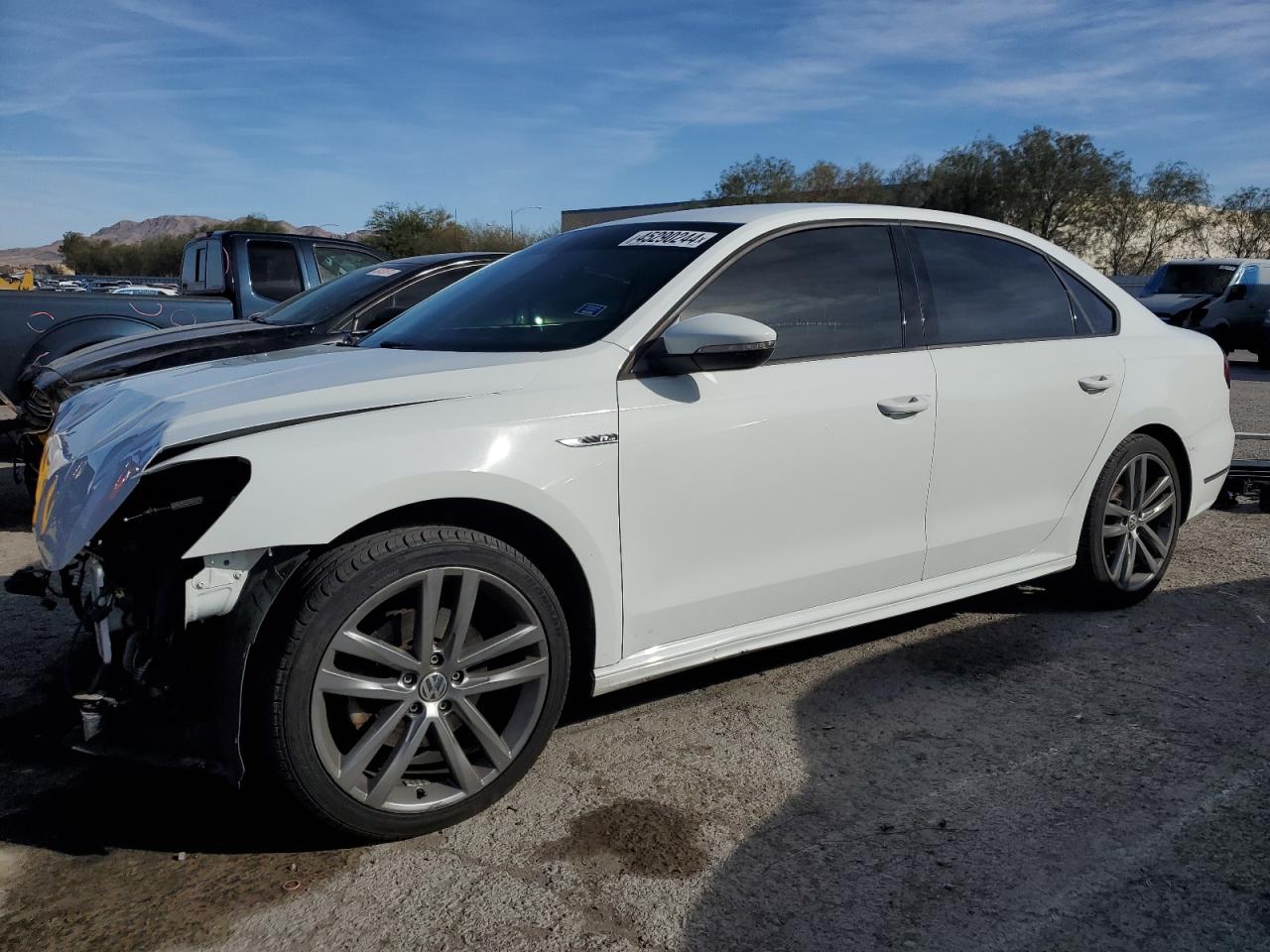 VOLKSWAGEN PASSAT 2018 1vwaa7a3xjc042577