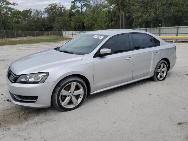 VOLKSWAGEN PASSAT 2013 1vwah7a30dc072560