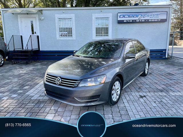 VOLKSWAGEN PASSAT 2013 1vwah7a30dc110501