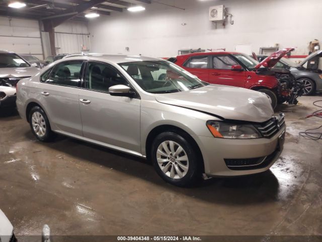 VOLKSWAGEN PASSAT 2013 1vwah7a35dc098572