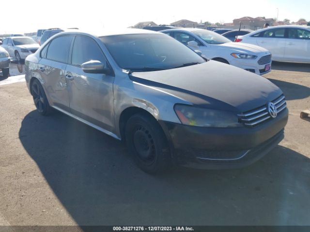 VOLKSWAGEN PASSAT 2013 1vwap7a31dc003007