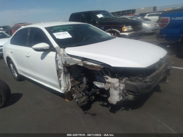 VOLKSWAGEN PASSAT 2012 1vwap7a32cc023829