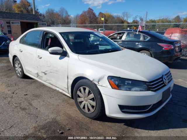 VOLKSWAGEN PASSAT 2013 1vwap7a35dc042120