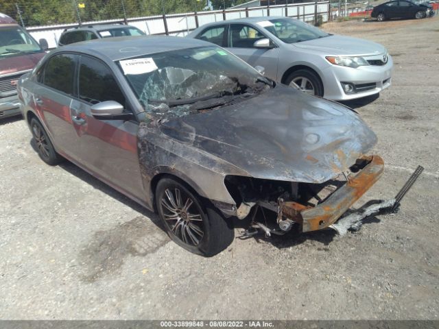 VOLKSWAGEN PASSAT 2012 1vwap7a37cc080110