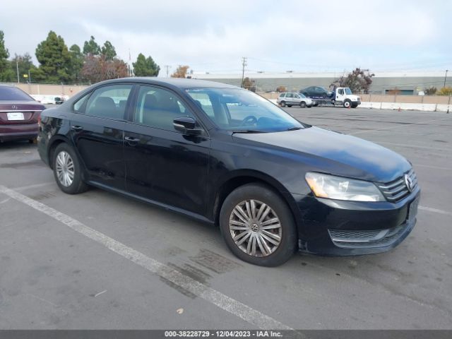 VOLKSWAGEN PASSAT 2014 1vwap7a37ec010044