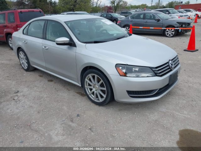 VOLKSWAGEN PASSAT 2014 1vwap7a37ec023862