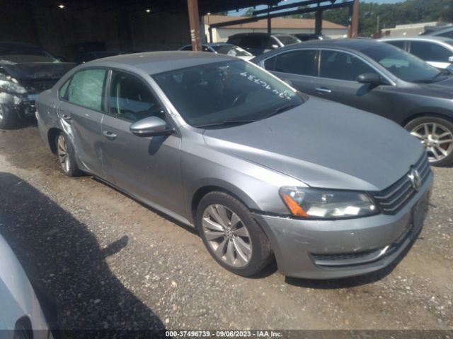 VOLKSWAGEN PASSAT 2012 1vwap7a39cc077032