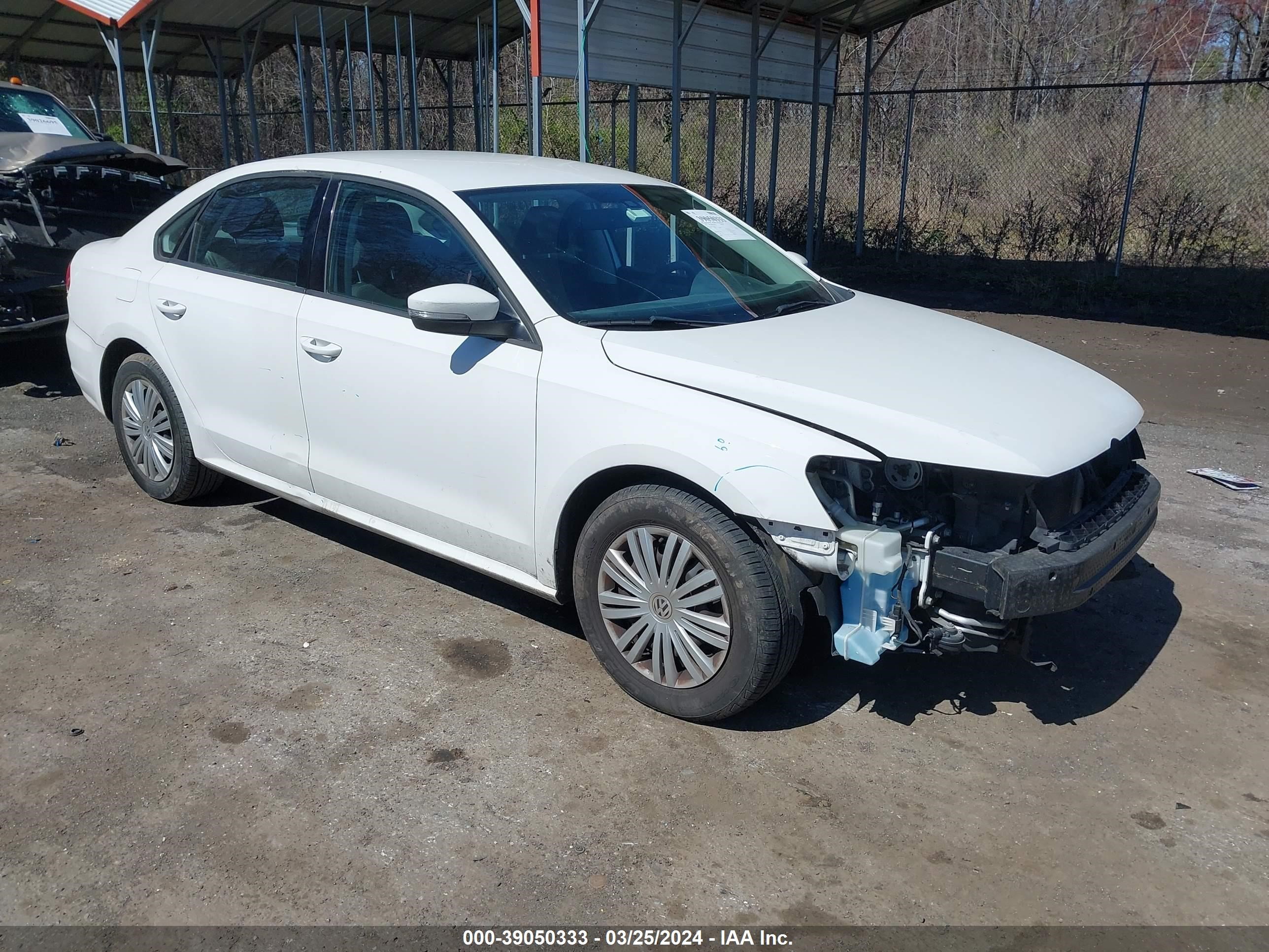 VOLKSWAGEN PASSAT 2014 1vwap7a39ec011714