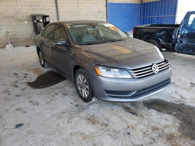 VOLKSWAGEN PASSAT 2015 1vwas7a30fc008975