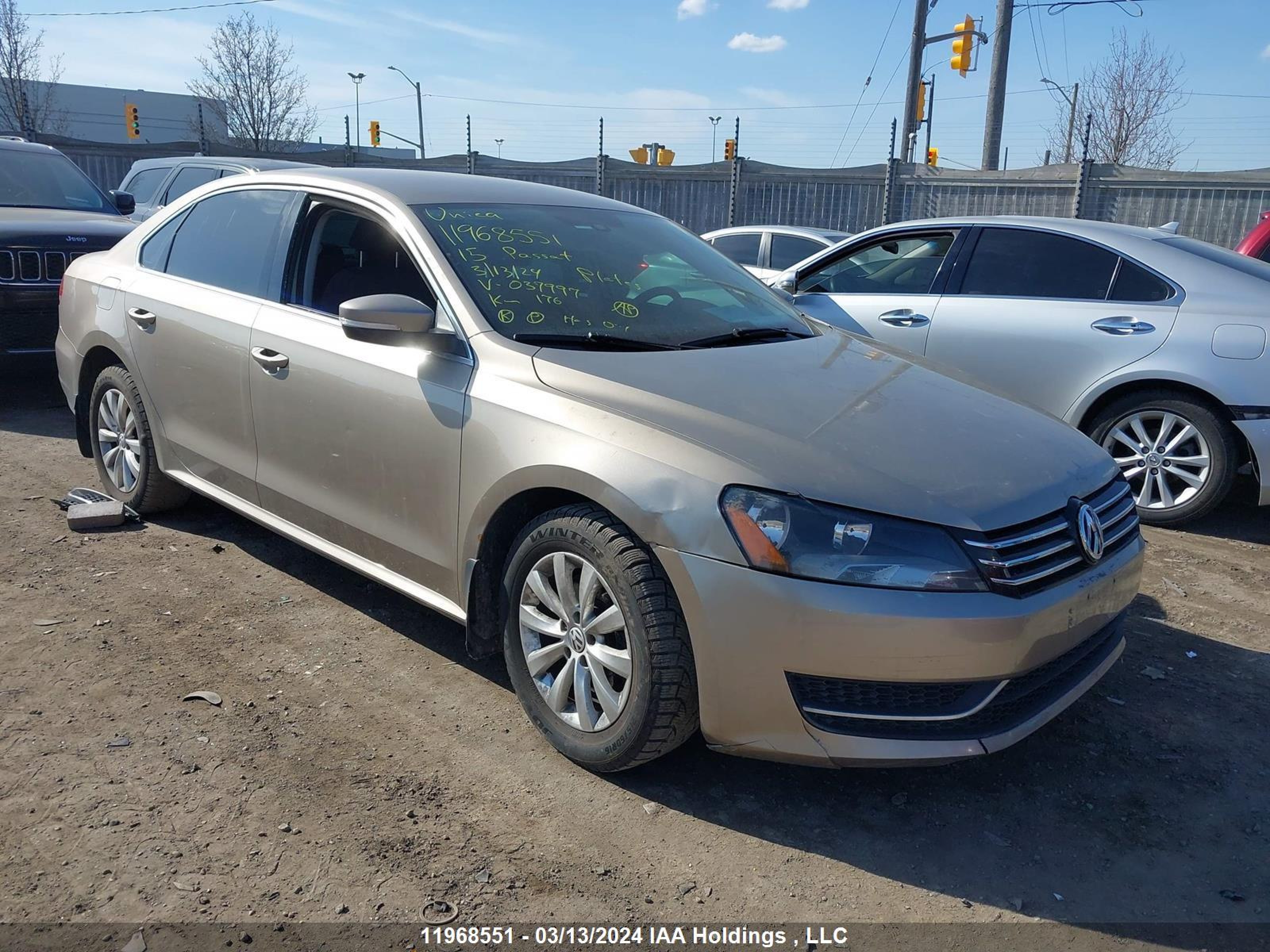 VOLKSWAGEN PASSAT 2015 1vwas7a31fc037997