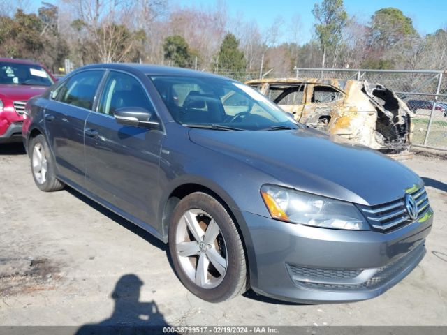 VOLKSWAGEN PASSAT 2014 1vwas7a32ec050854