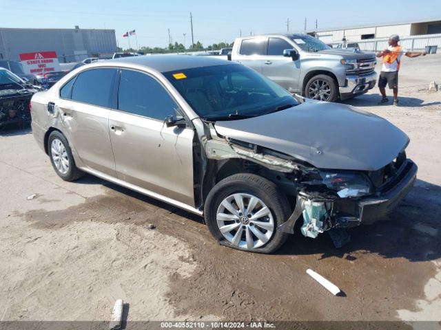 VOLKSWAGEN PASSAT 2015 1vwas7a34fc056088