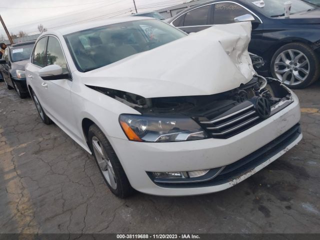 VOLKSWAGEN PASSAT 2015 1vwas7a34fc079631