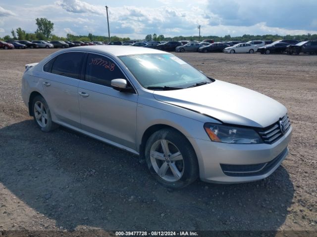 VOLKSWAGEN PASSAT 2014 1vwat7a30ec023763