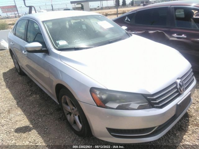 VOLKSWAGEN PASSAT 2014 1vwat7a30ec035072