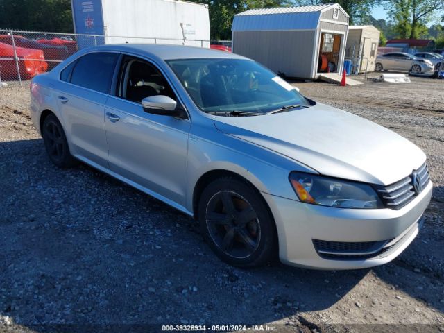 VOLKSWAGEN PASSAT 2014 1vwat7a30ec036237