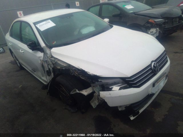 VOLKSWAGEN PASSAT 2014 1vwat7a30ec051143