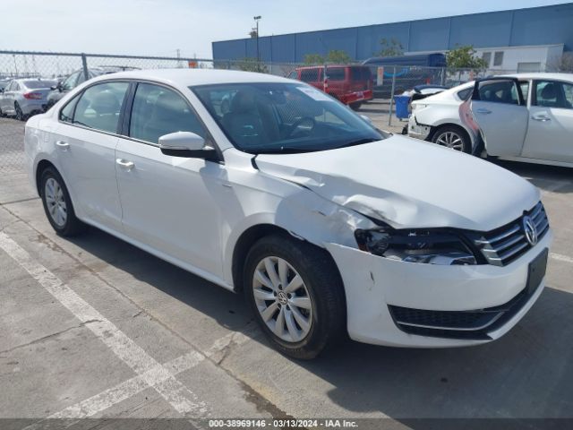 VOLKSWAGEN PASSAT 2014 1vwat7a30ec113236