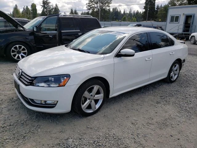 VOLKSWAGEN PASSAT 2015 1vwat7a30fc082006