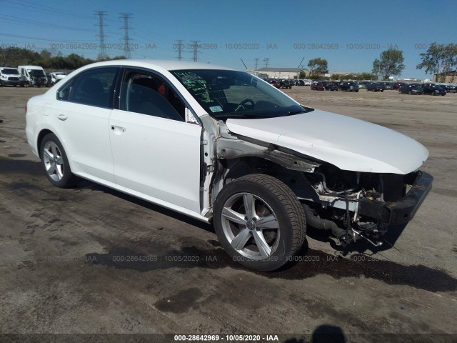 VOLKSWAGEN PASSAT 2015 1vwat7a30fc103274