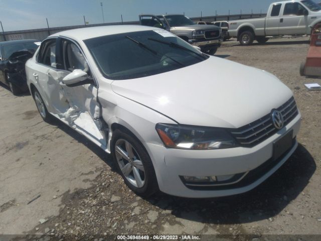 VOLKSWAGEN PASSAT 2015 1vwat7a30fc107101