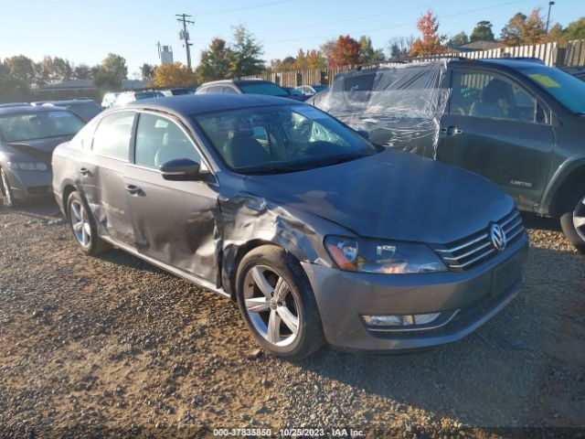 VOLKSWAGEN PASSAT 2015 1vwat7a30fc118454