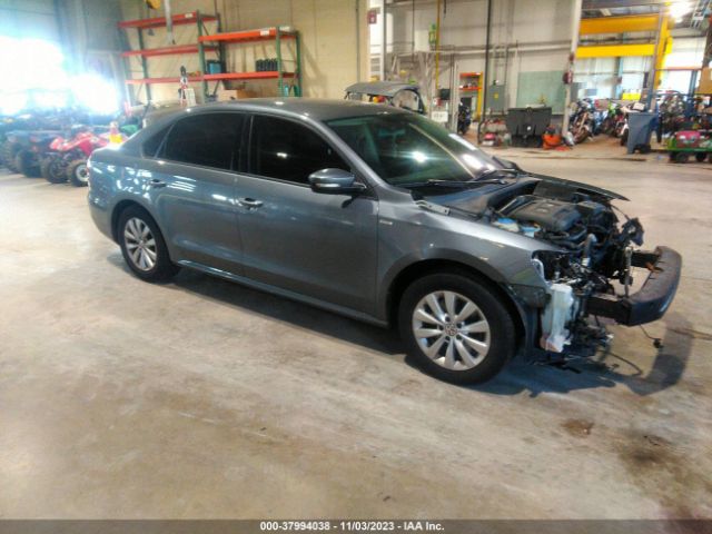 VOLKSWAGEN PASSAT 2015 1vwat7a31fc029847