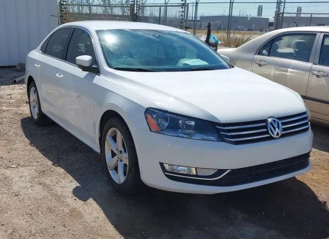 VOLKSWAGEN PASSAT 2015 1vwat7a31fc076120