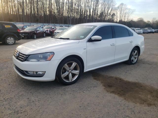 VOLKSWAGEN PASSAT 2015 1vwat7a31fc100898