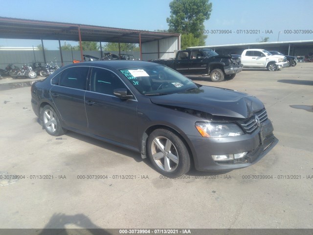 VOLKSWAGEN PASSAT 2015 1vwat7a31fc120522