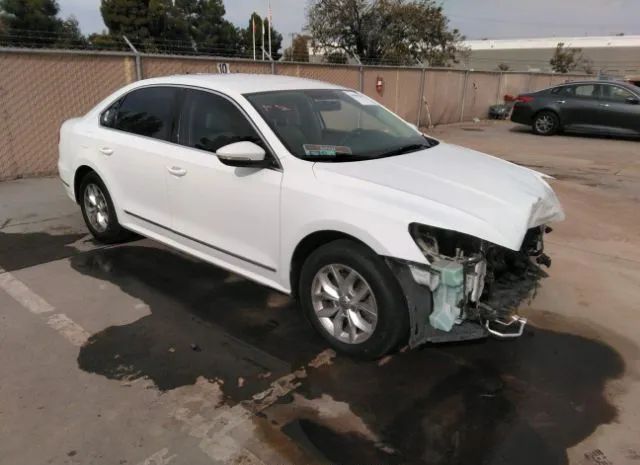 VOLKSWAGEN PASSAT 2017 1vwat7a31hc007303