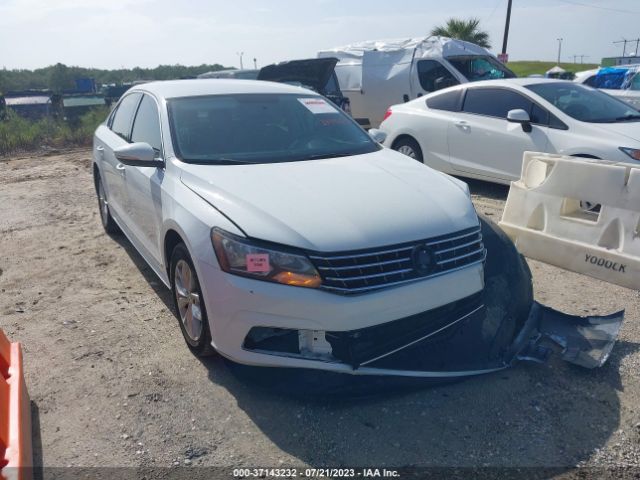 VOLKSWAGEN PASSAT 2017 1vwat7a31hc073933