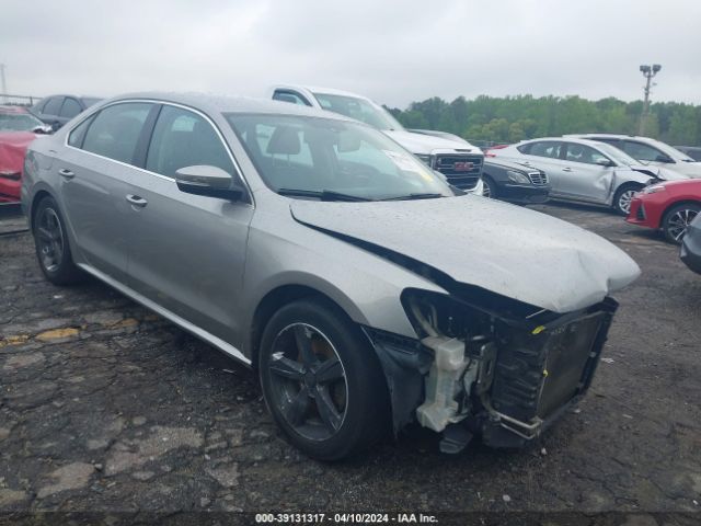 VOLKSWAGEN PASSAT 2014 1vwat7a32ec054772