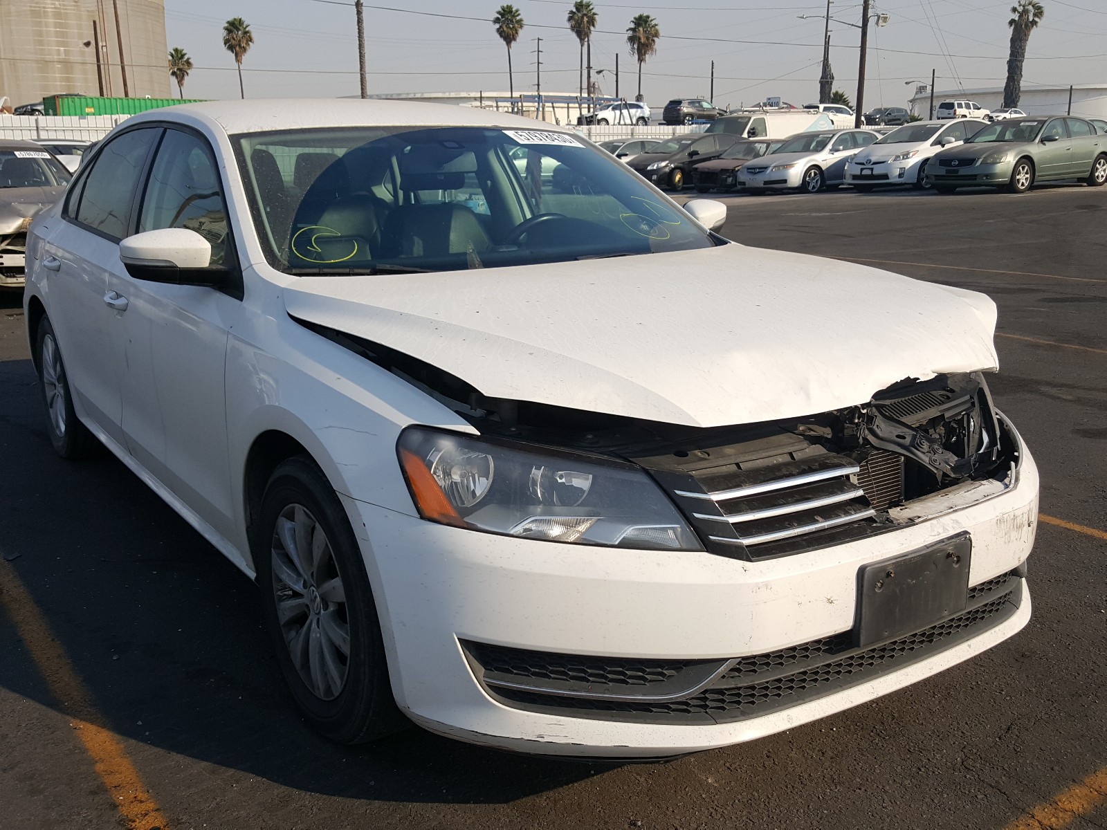 VOLKSWAGEN PASSAT 2014 1vwat7a32ec082328