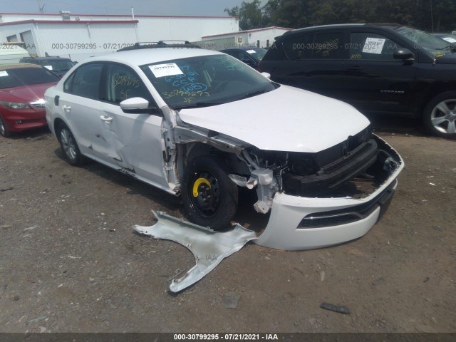 VOLKSWAGEN PASSAT 2015 1vwat7a32fc095467