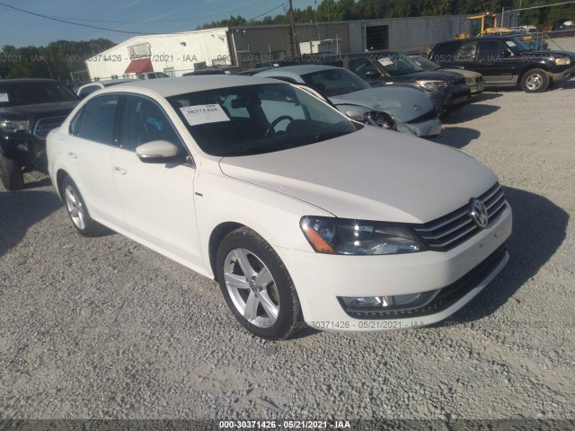 VOLKSWAGEN PASSAT 2015 1vwat7a32fc102529